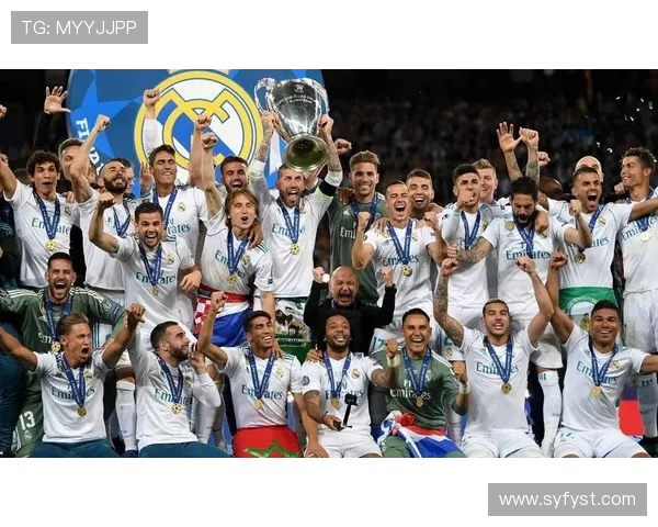 克鲁赛罗与拉腊的激烈对决展现足球魅力与团队精神的巅峰较量 克鲁赛罗与拉腊的激烈对决展现足球魅力与团队精神的巅峰较量