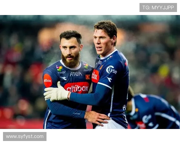 布兰与斯达激战一触即发谁能在这场对决中笑到最后