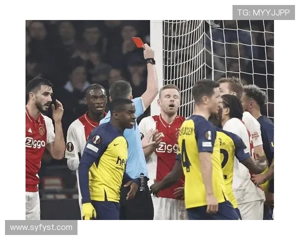 穆里尼奥怒斥欧足联争议判罚罗马惨遭淘汰引发热议