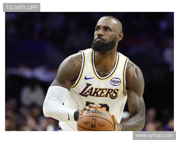 詹姆斯：从篮球场上的传奇到社会影响力的多元化探索