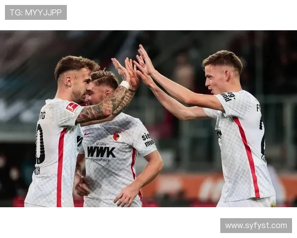 贺芬咸与汉堡的激烈对决揭示德甲争冠新态势 贺芬咸与汉堡的激烈对决揭示德甲争冠新态势