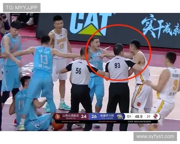 马赛在激烈对抗中展现实力比赛结果揭晓引发球迷热议 马赛在激烈对抗中展现实力比赛结果揭晓引发球迷热议