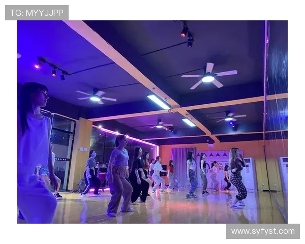 周磊的街舞人生：在深度对话中探索舞蹈背后的梦想与坚持